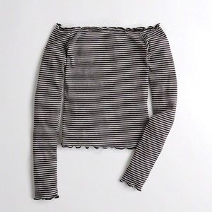 Hollister Striped Off-the-shoulder top